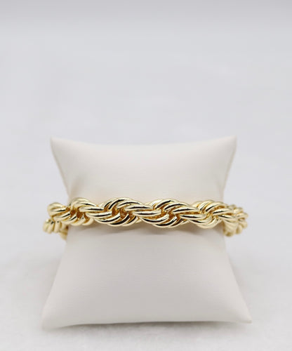 Twisted Rope Gold Bracelet – Classic Statement Piece