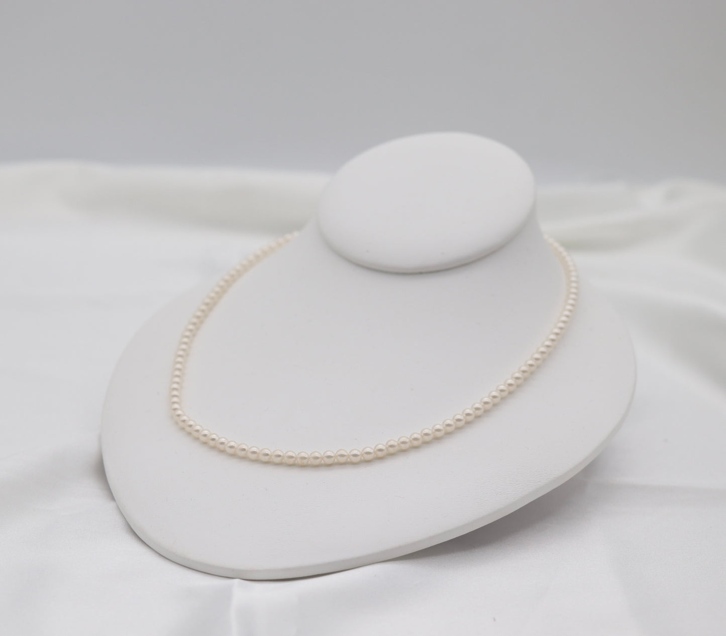 Classic Ivory Pearl Strand Necklace – Timeless Everyday Elegance