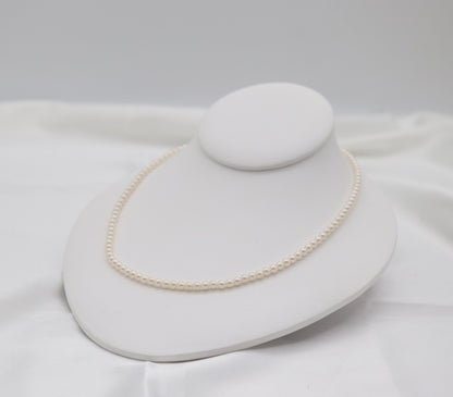 Classic Ivory Pearl Strand Necklace – Timeless Everyday Elegance