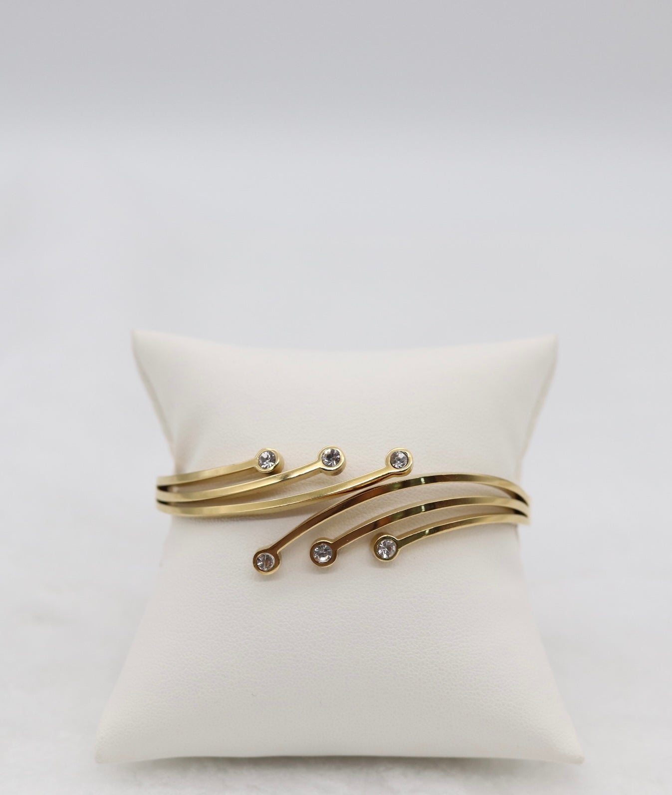 Gold Swirl Crystal Bangle Bracelet – Modern Artistic Jewelry for Women