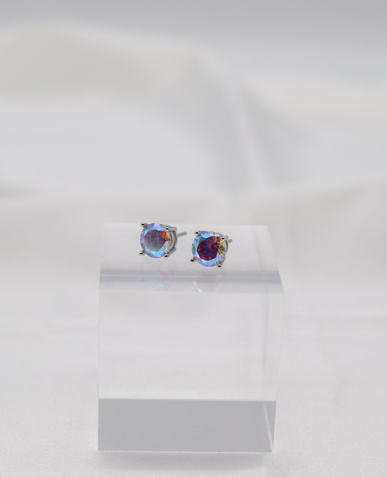 Aurora Rainbow Crystal Stud Earrings – Iridescent Round Solitaire Studs