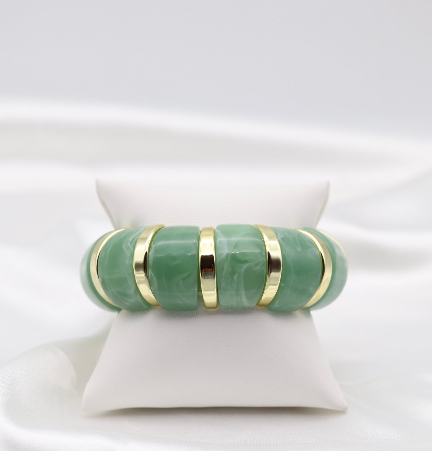 Seafoam Green Marble Stretch Bracelet with Polished Gold Accents
