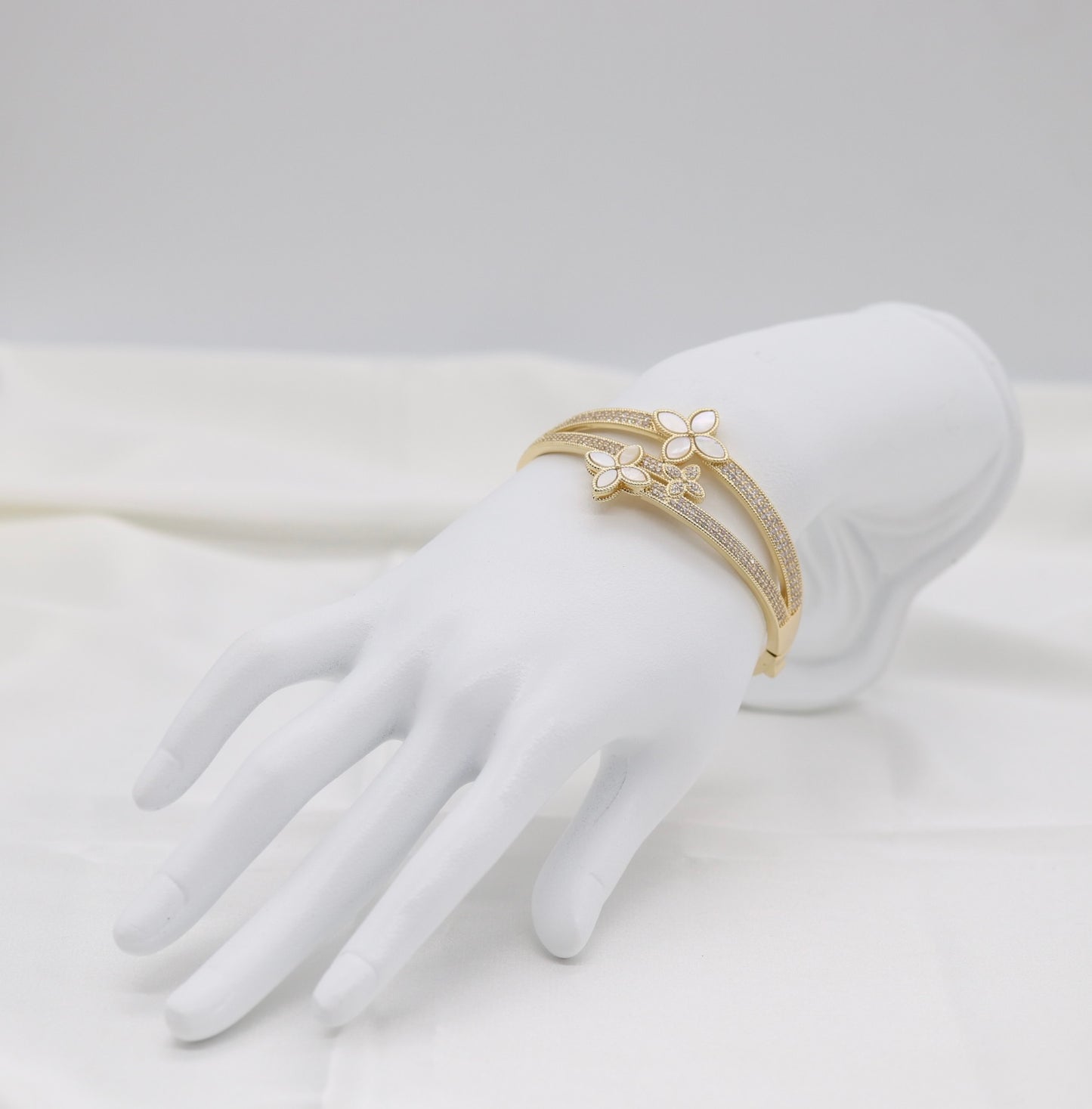 Gold Clover Pavé Double-Band Bangle Bracelet