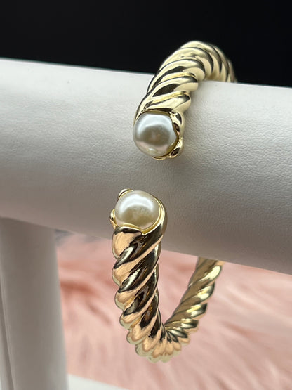 Pearl Gold Cable Cuff Bracelet