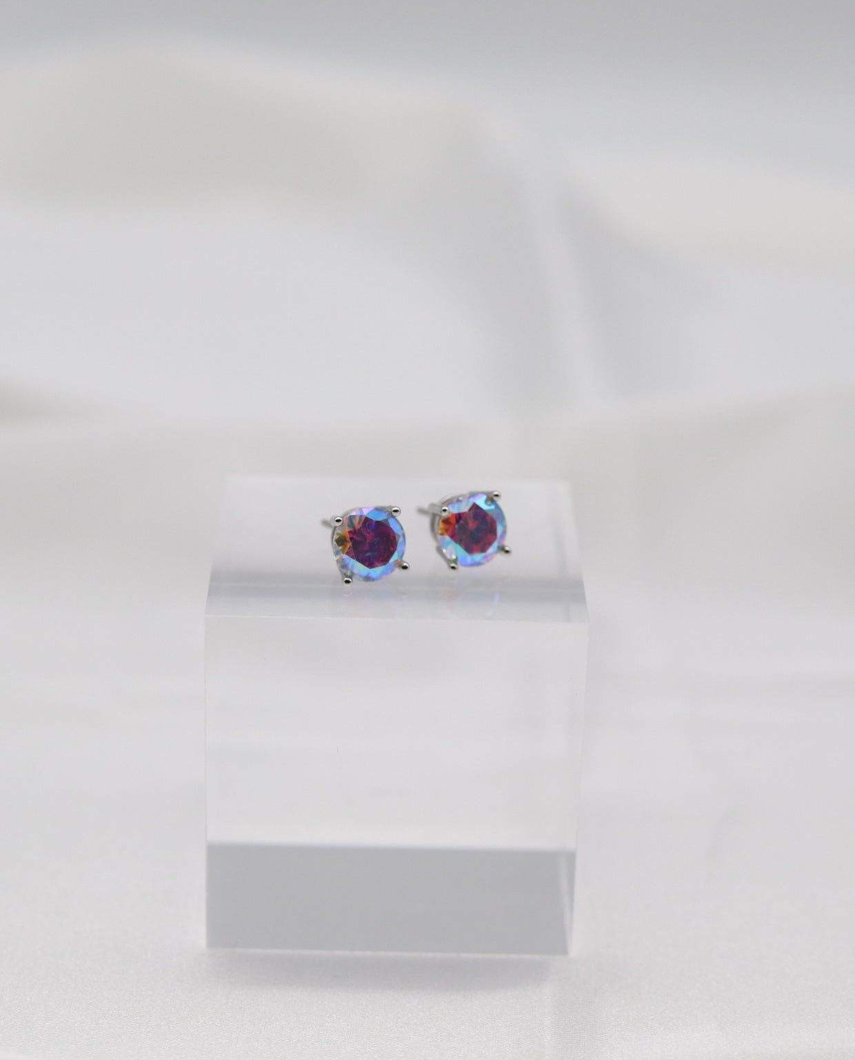 Aurora Rainbow Crystal Stud Earrings – Iridescent Round Solitaire Studs