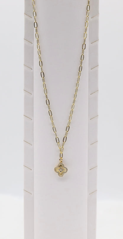 Gold Clover Pendant Necklace – Dainty Linked Chain with Sparkling Accent Charm