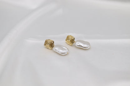 Gold Baroque Pearl Drop Jewelry Stud Earrings