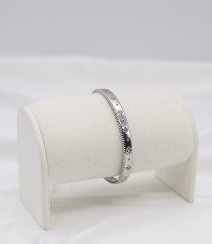 Silver Clover Accent Bangle Bracelet
