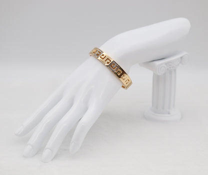 Gold Geometric Square Bangle Bracelet with Sparkling Accents – Elegant Modern Jewelry for Women