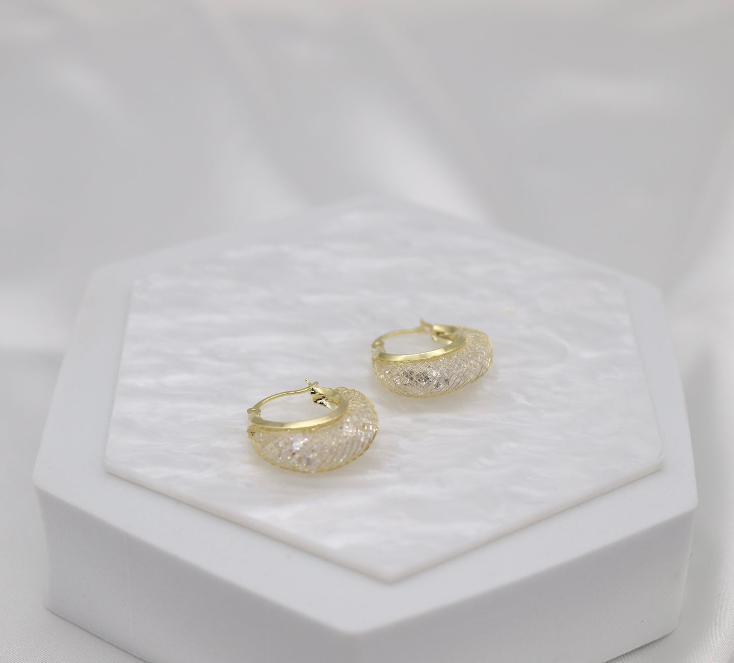 Textured Diamond-Cut Gold Hoop Earrings