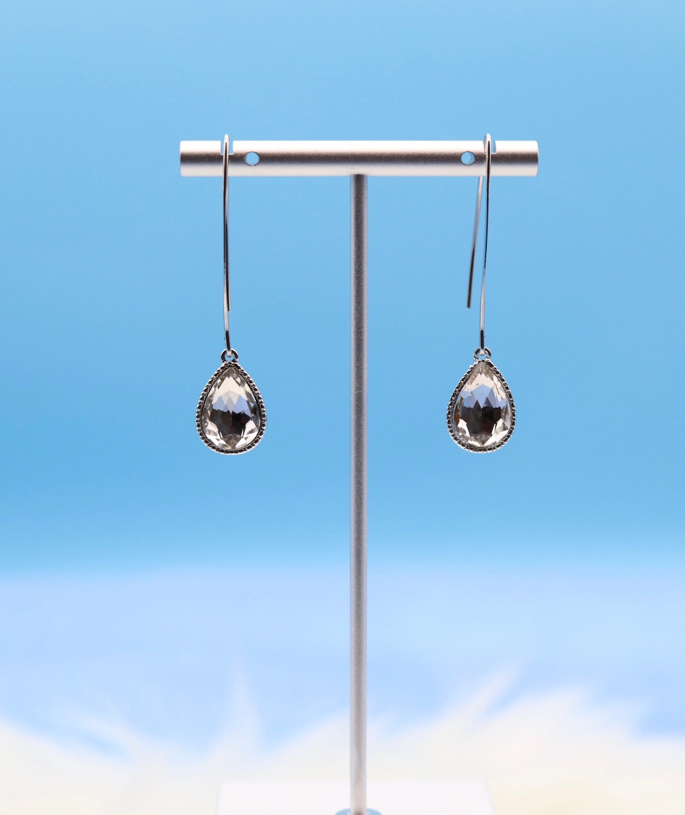 Silver Teardrop Dangling Earrings