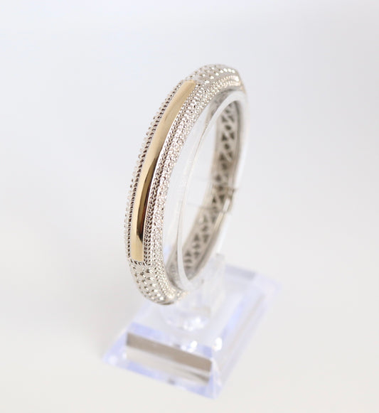 RIbbed Gold Bracelet with Smooth Gold Band