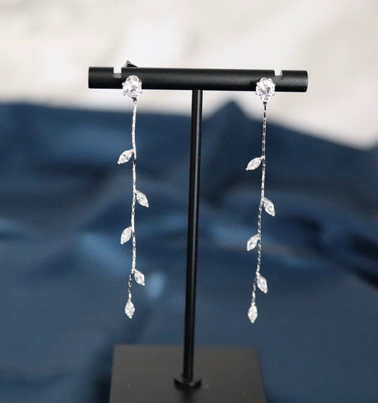 Silver Leaf Dangling Earrings