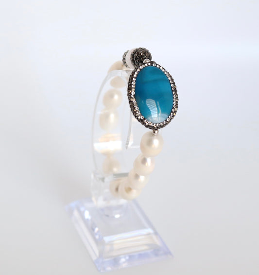 Elastic Pearl Beaded Bracelet W/Blue Stone