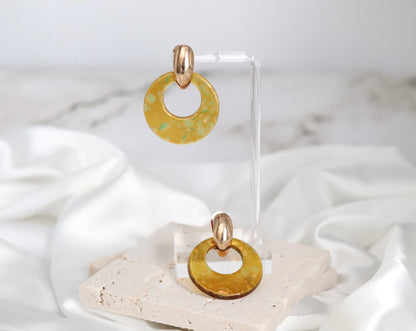 Glass Tangerine, Gold Ring Circle With Silver Splattered Earrings