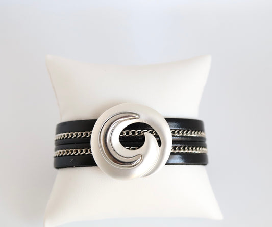Silver Circle Design Black Leather Magnetic Bracelet
